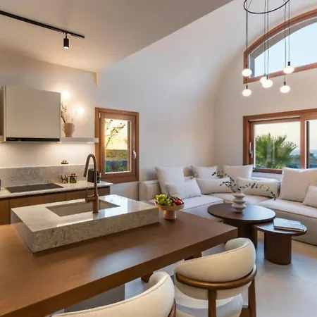 Βίλα Dazzling | Gorbag | 3 Bedrooms | Breathtaking Aegean Sea Views | Spacious Sun Terrace Fitted With Sunbeds And Parasols | Private Outdoor Swimming Pool | Shaded Terrace Wth Outdoor Dining Area | Bbq Facilities | Tholos Οία