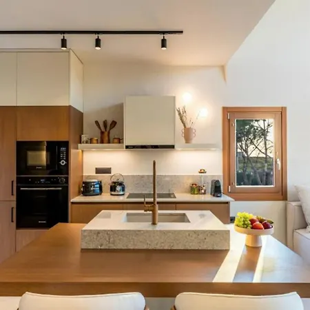 Dazzling | Gorbag | 3 Bedrooms | Breathtaking Aegean Sea Views | Spacious Sun Terrace Fitted With Sunbeds And Parasols | Private Outdoor Swimming Pool | Shaded Terrace Wth Outdoor Dining Area | Bbq Facilities | Tholos Βίλα